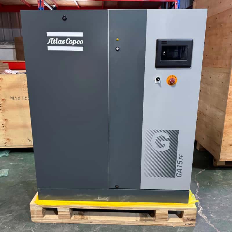 Atlas Copco GA15 FF 15kW rotacijski vijačni zračni kompresor z vbrizgavanjem olja, vgrajen sušilnik 7,5 13 barov