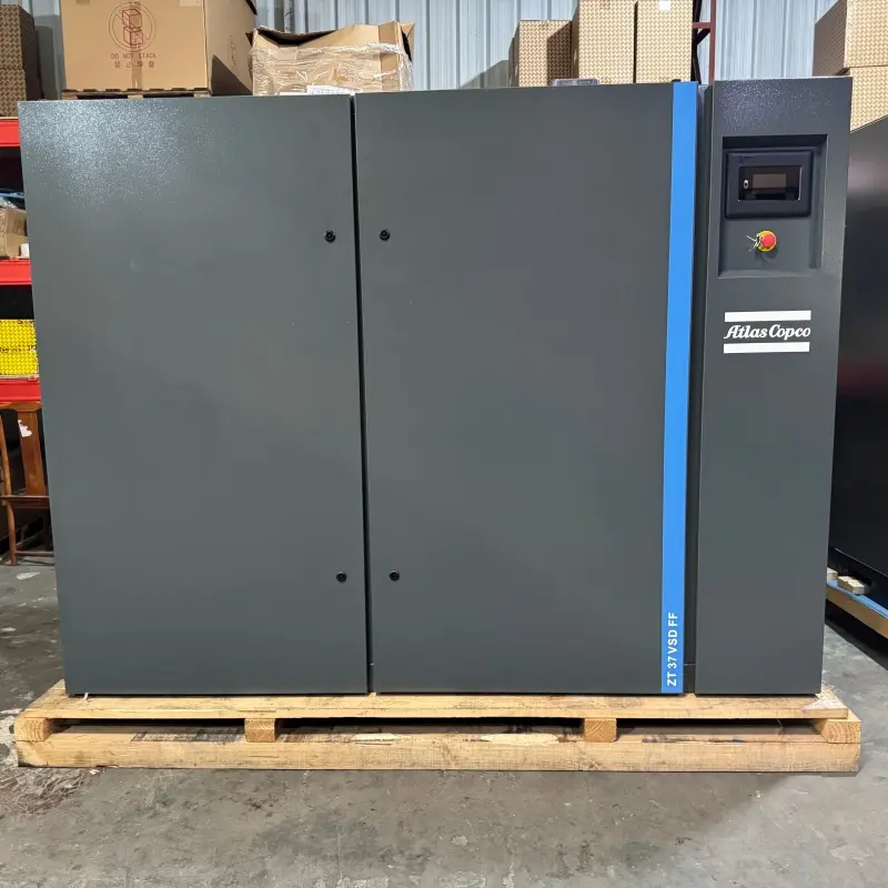 Atlas Copco ZT 37 VSD FF Brezoljni vijačni kompresor 37KW 50HP Sušilnik razreda 0 Original